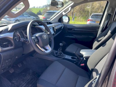 Toyota Hilux 2.4 D 110kW, 4x4, manual